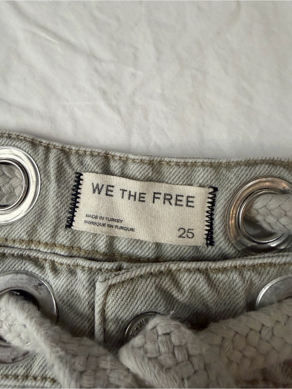 FREE PEOPLE WE THE FREE Moxie Low Slung Pull on Barrel Jeans Jetty Splatter 25 - Picture 8 of 13